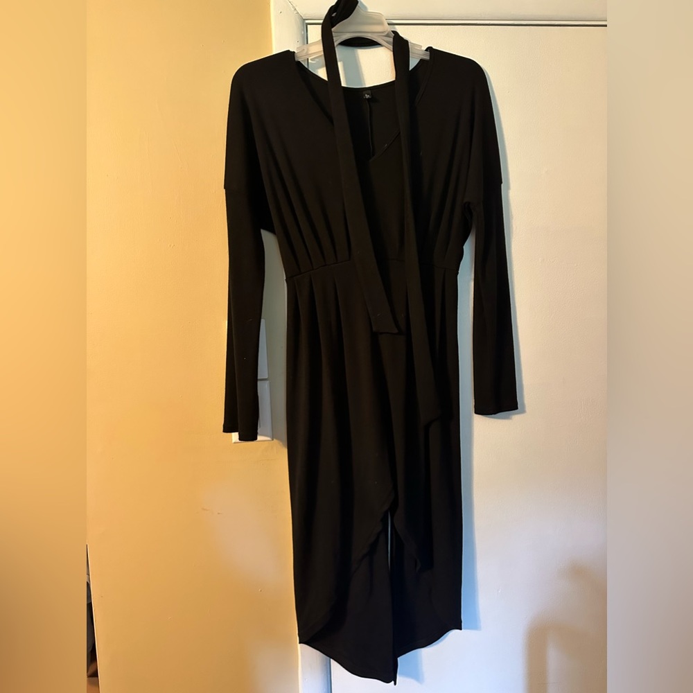 Black dress with tie, worn once